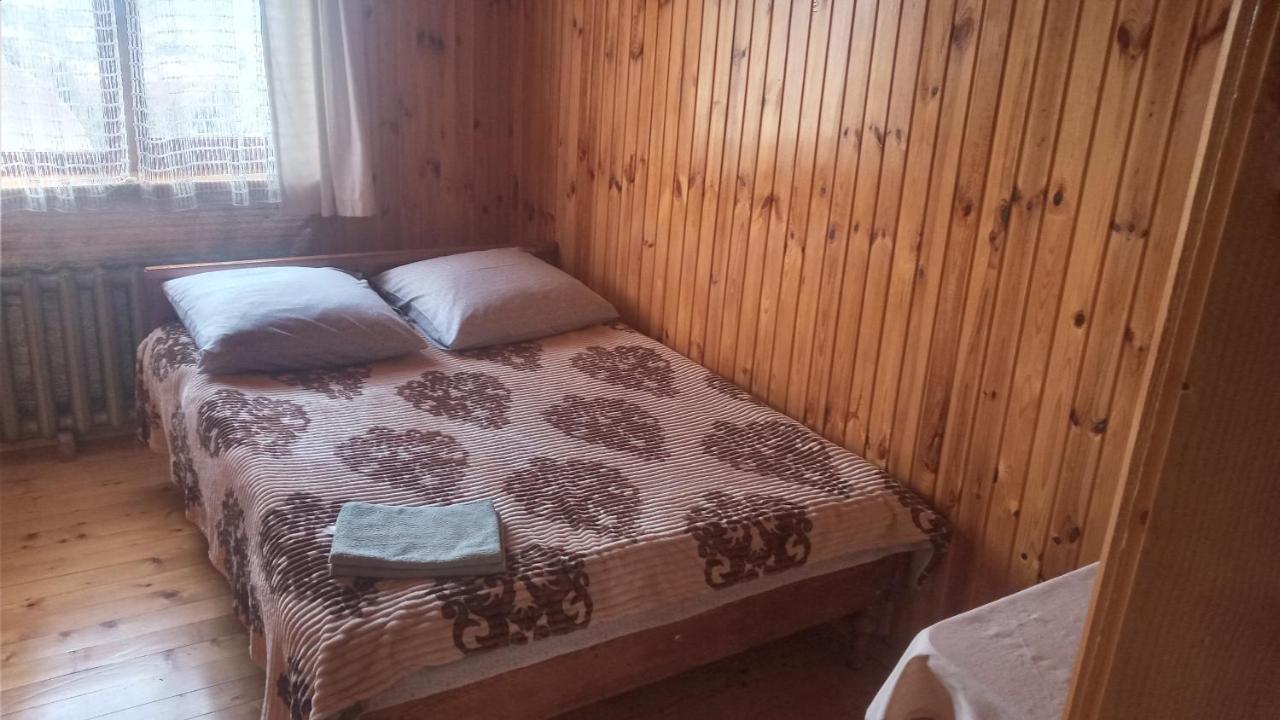 Апартаменты Біля лісу  Славское Экстерьер фото