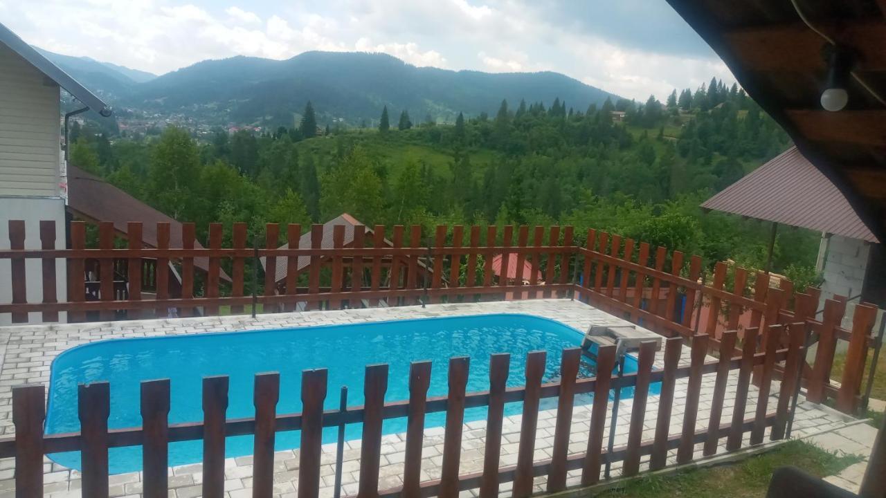 Апартаменты Біля лісу  Славское Экстерьер фото